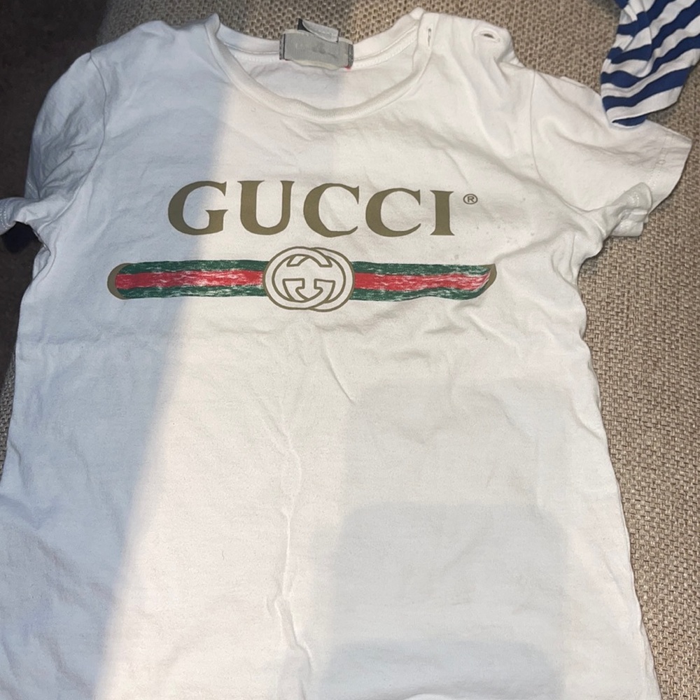 Gucci T-shirt